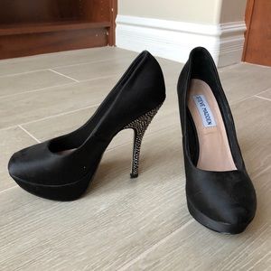 Steve Madden Black Satin Rhinestone Heels Sz 6.5